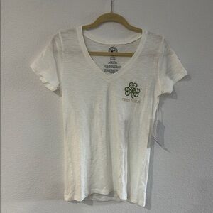 Erin Hills White and Green Fitted Short Sleeve Tee